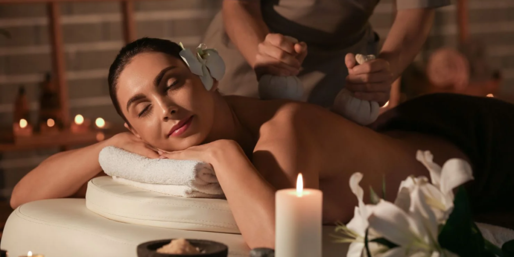 Unwind With A Full Body Massage In Andheri East