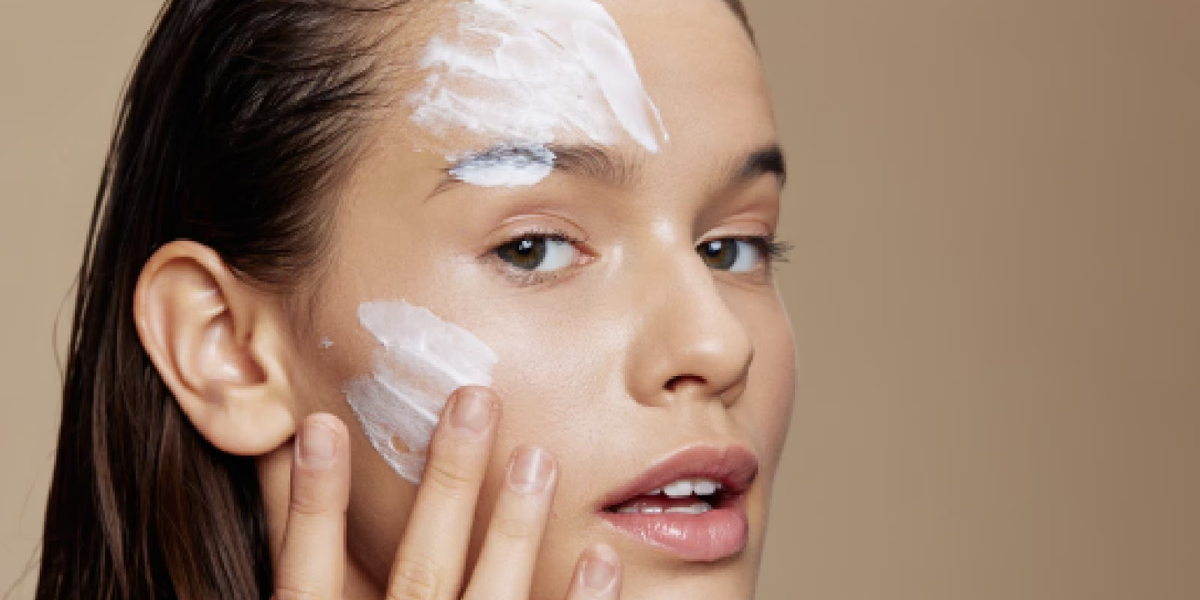 Customised Skincare Consultations At The Best Beauty Salon In Mumbai
