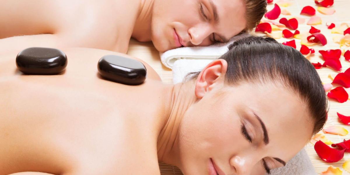 Create Special Moments With A Luxurious Couple Spa In Powai