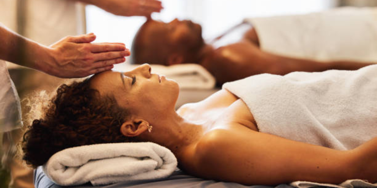 Rekindle Romance At A Relaxing Couple Spa Near Me