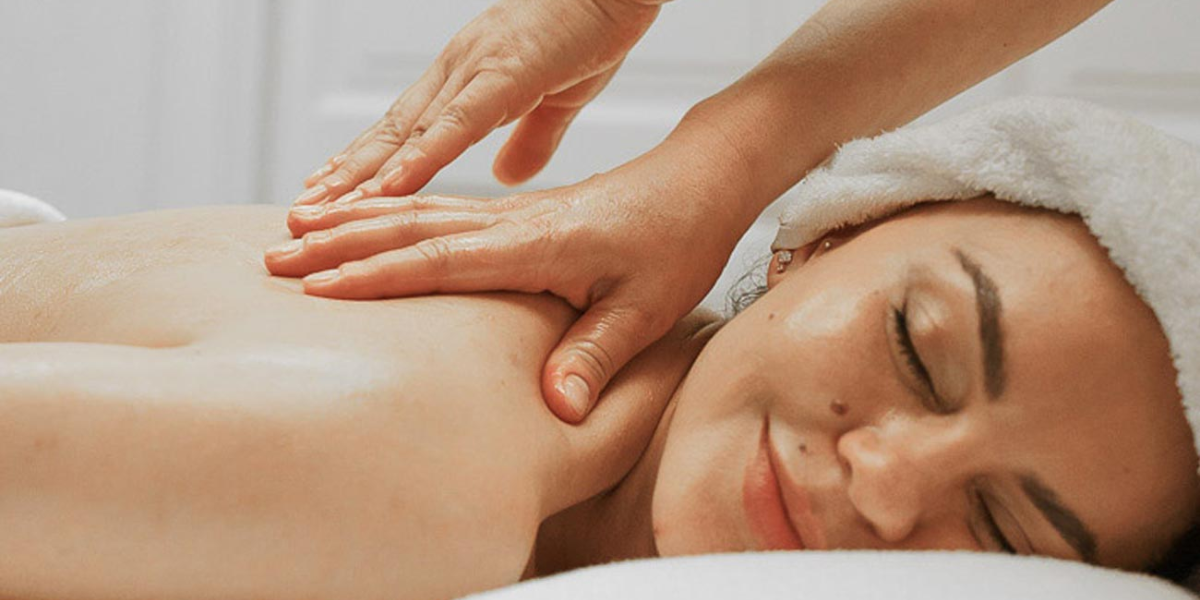 Relax Your Mind & Body At A Premium Spa In Seawoods