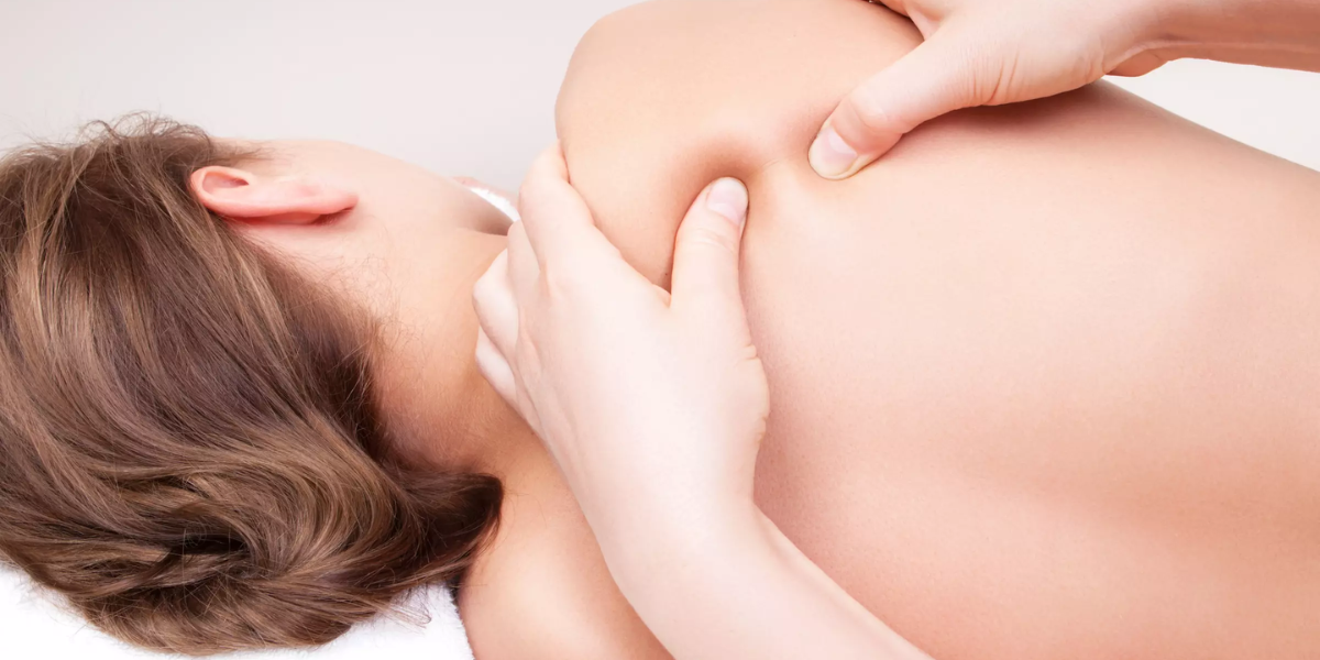 Glow & Radiate – Festive Skincare at a Full Body Massage Parlour in Andheri East