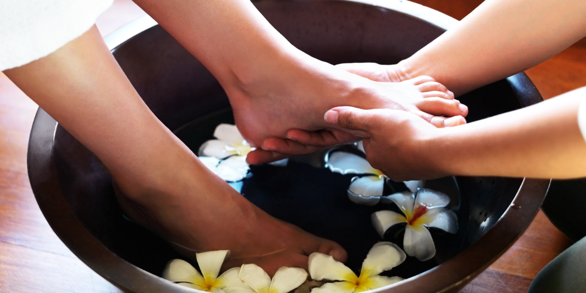 Why Visit A Nearby Spa Massage For Ultimate Wellness?