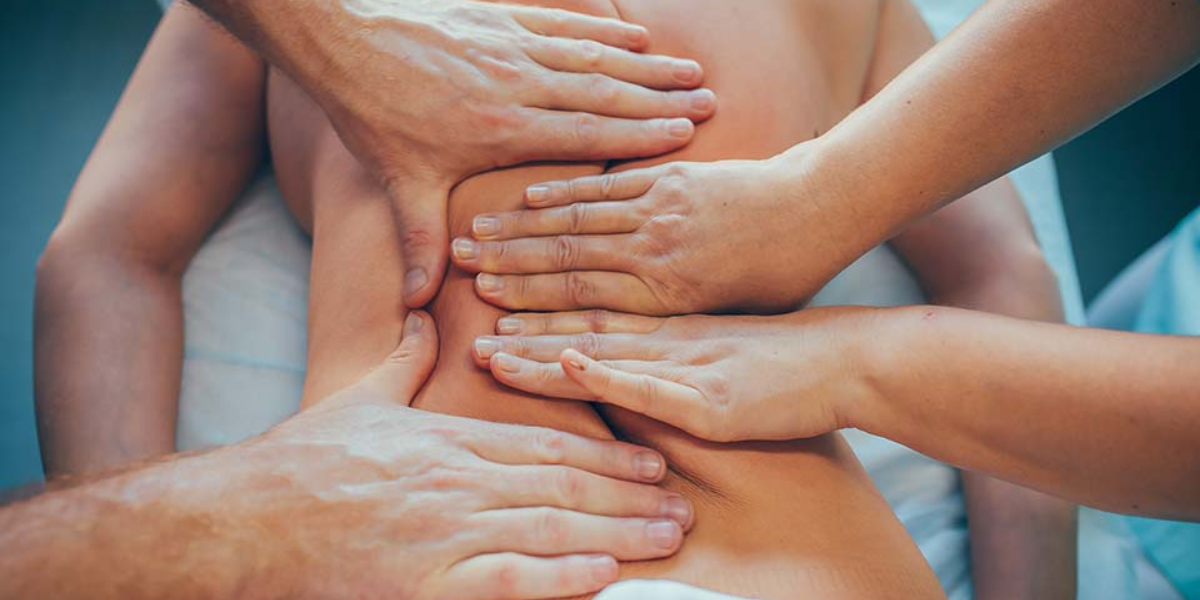 Four Hand Massage_Allure Thai Spa & Wellness In Mumbai