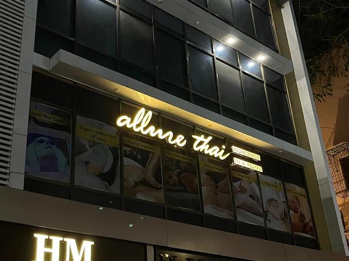 Couple spa room at Allure Thai Spa Borivali West