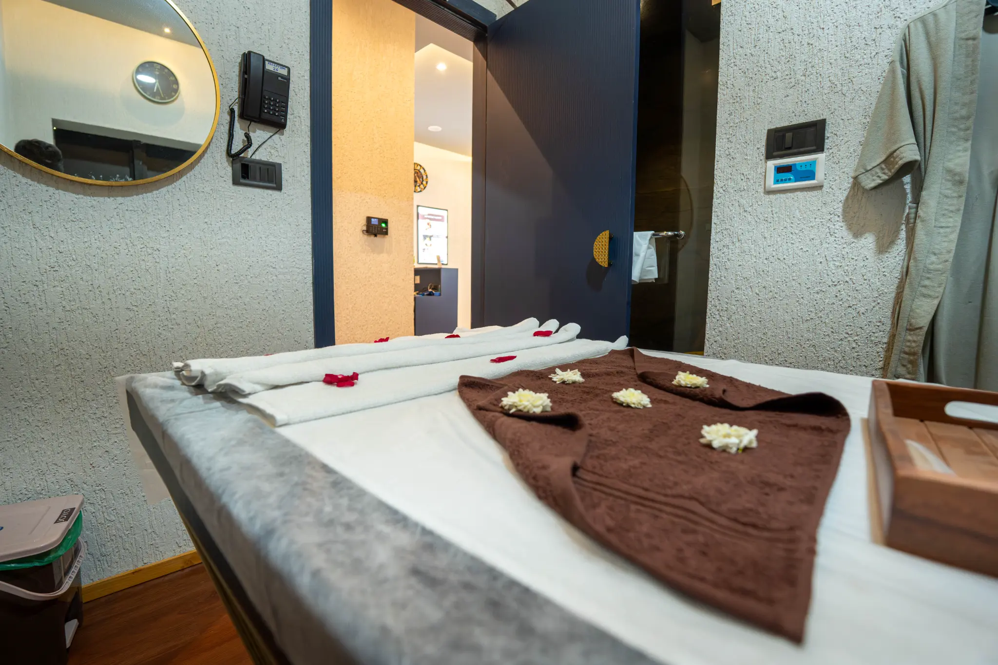 Spa treatment room at Allure Thai Spa Malad