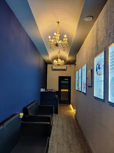 Couple spa room at Allure Thai Spa Borivali West